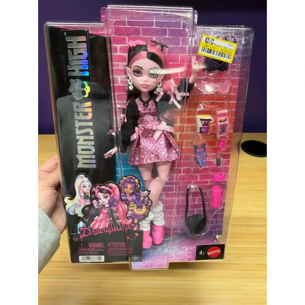 Monster High Draculaura Doll Count Fabulous Pet Accessories Mattel New in Box